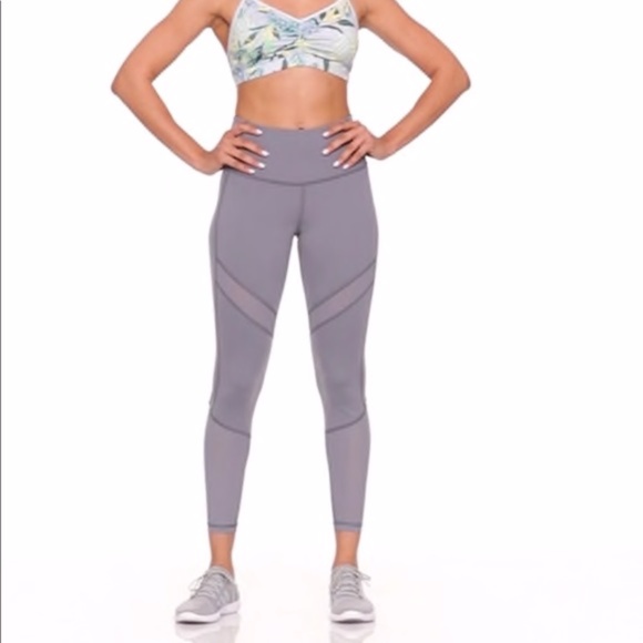 High-Rise Mesh-Trim 7/8 Gray XS Legging - Picture 2 of 6